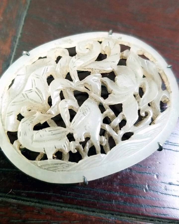 透かし彫り